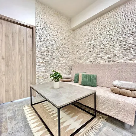 Stylish In The Center On Sokolska Street דירה *